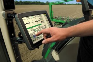 John Deere Introduces Next Generation GreenStar 3 Displays