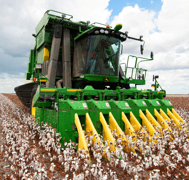 John Deere Updates Round Module Building Cotton Picker for 2015