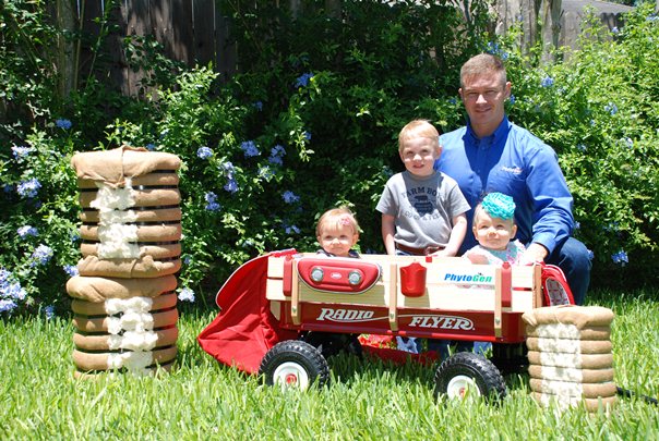 Otahal Family Wins Kotton Kidz Prize for 2014
