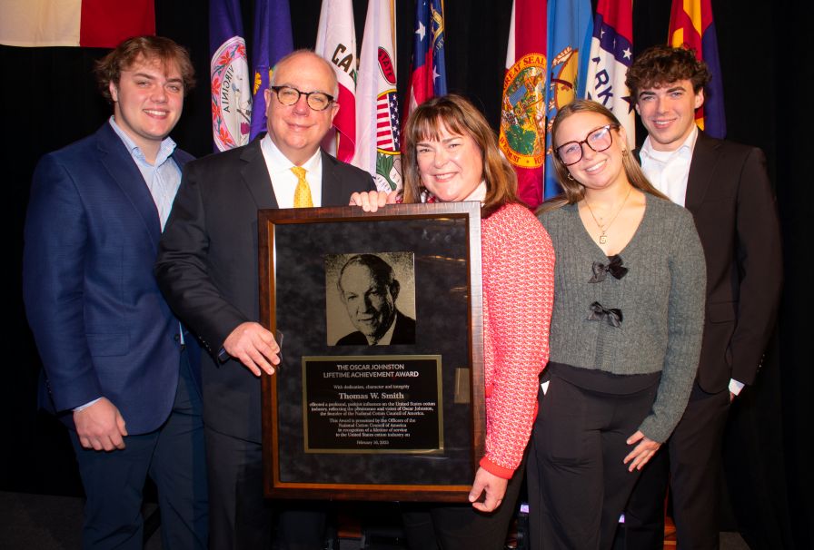 Thomas Smith Honored With Oscar Johnston Lifetime Achievement Award